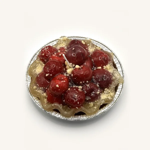 Cherry crumble pie candle